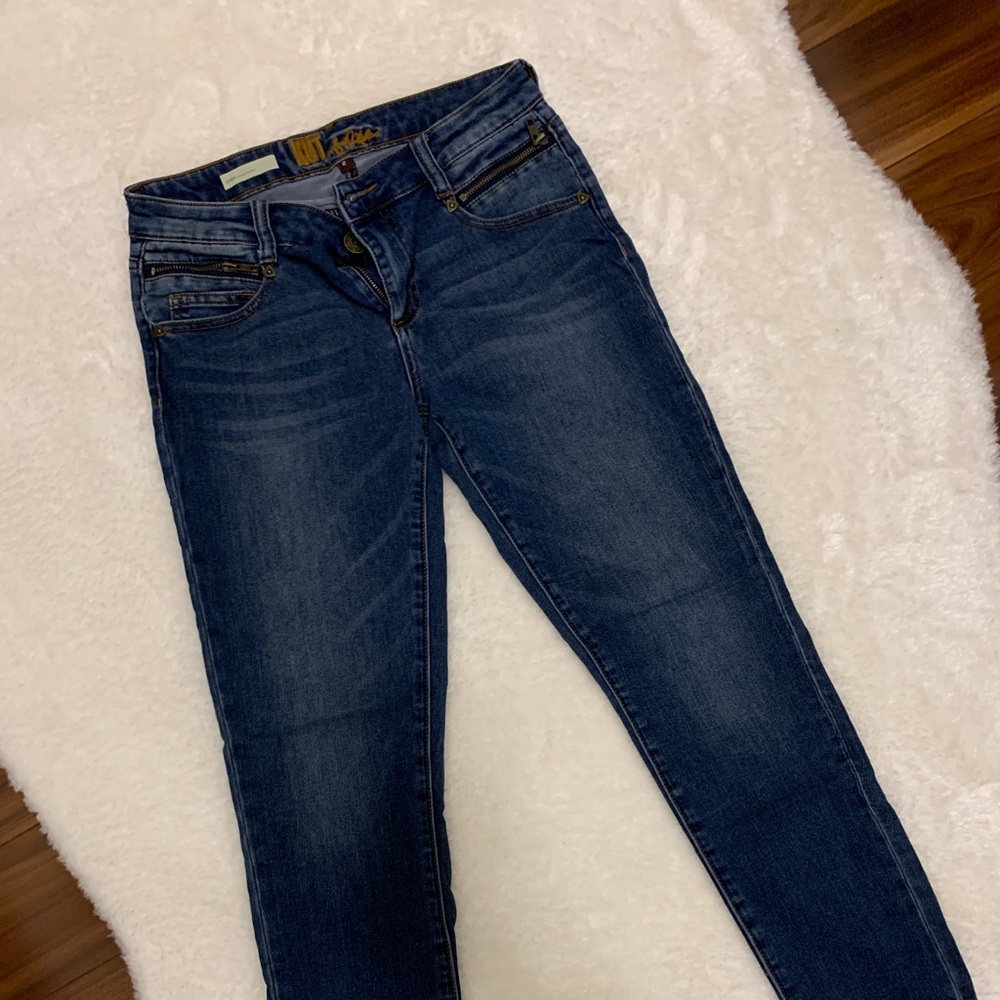 Kut from the Kloth Emma Straight Jeans